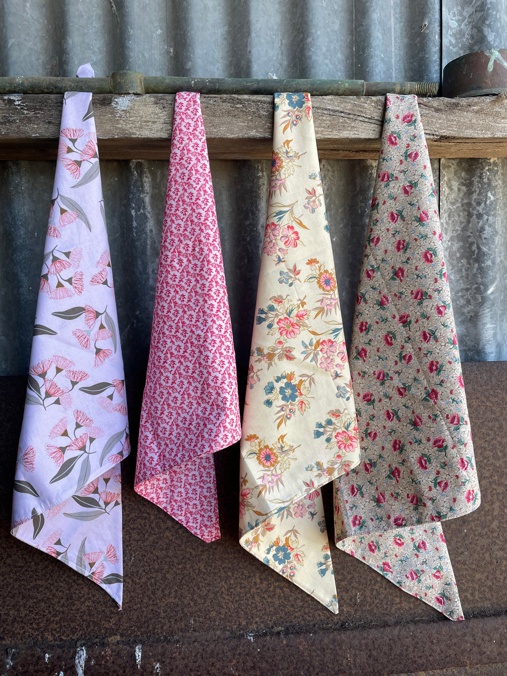 Dorothea's Bloom Neck Scarf